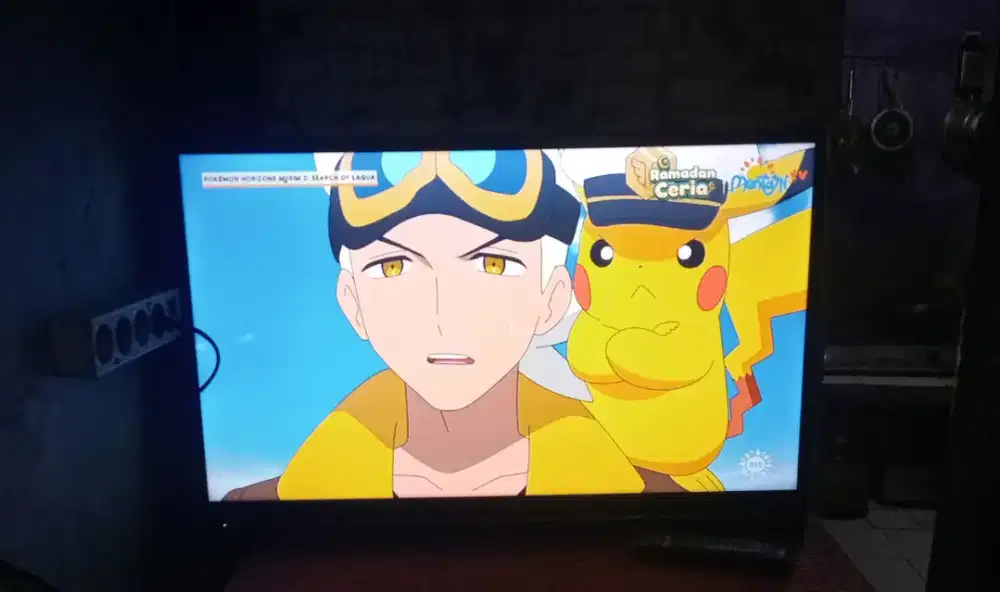 Tv Sharp 32 inch smart tv