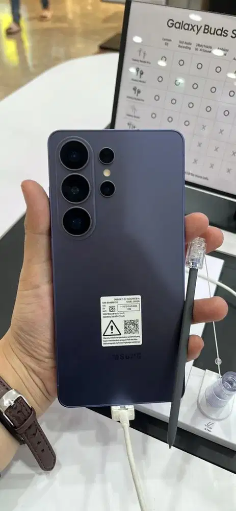 Pre Order S26 Ultra Free Upgrade Memory