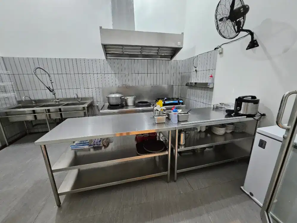 Disewakan / take over restaurant