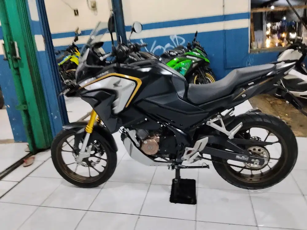 Jual cepat Honda cbx 150cc 2022 full orisinil