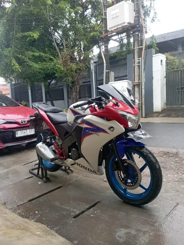 Honda CBR 150R CBU Thailand Jos Original