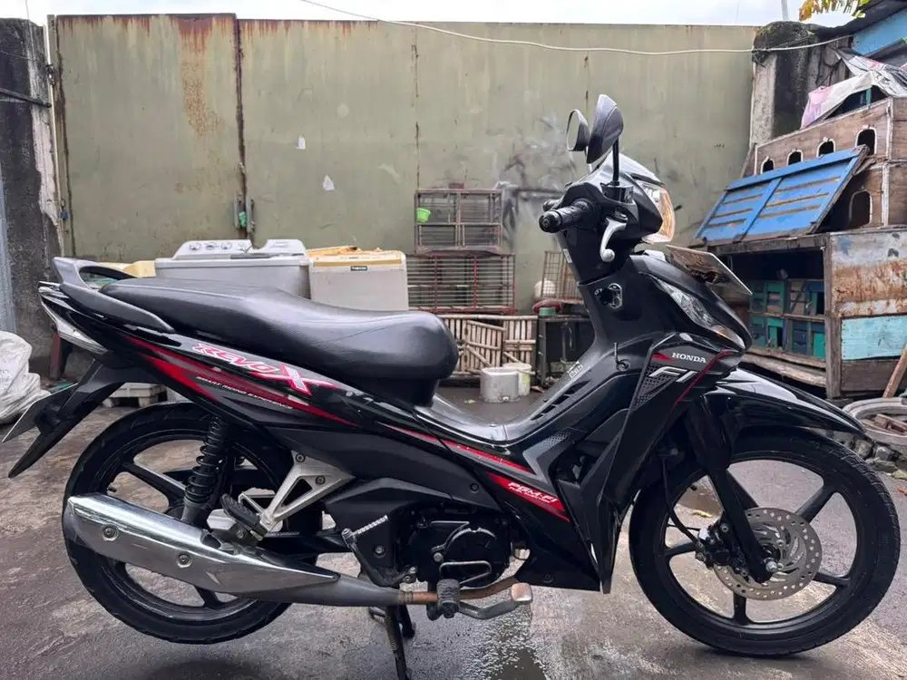 REVO X Fi Th 2021 Km 40rb an Mesin halus istimewa