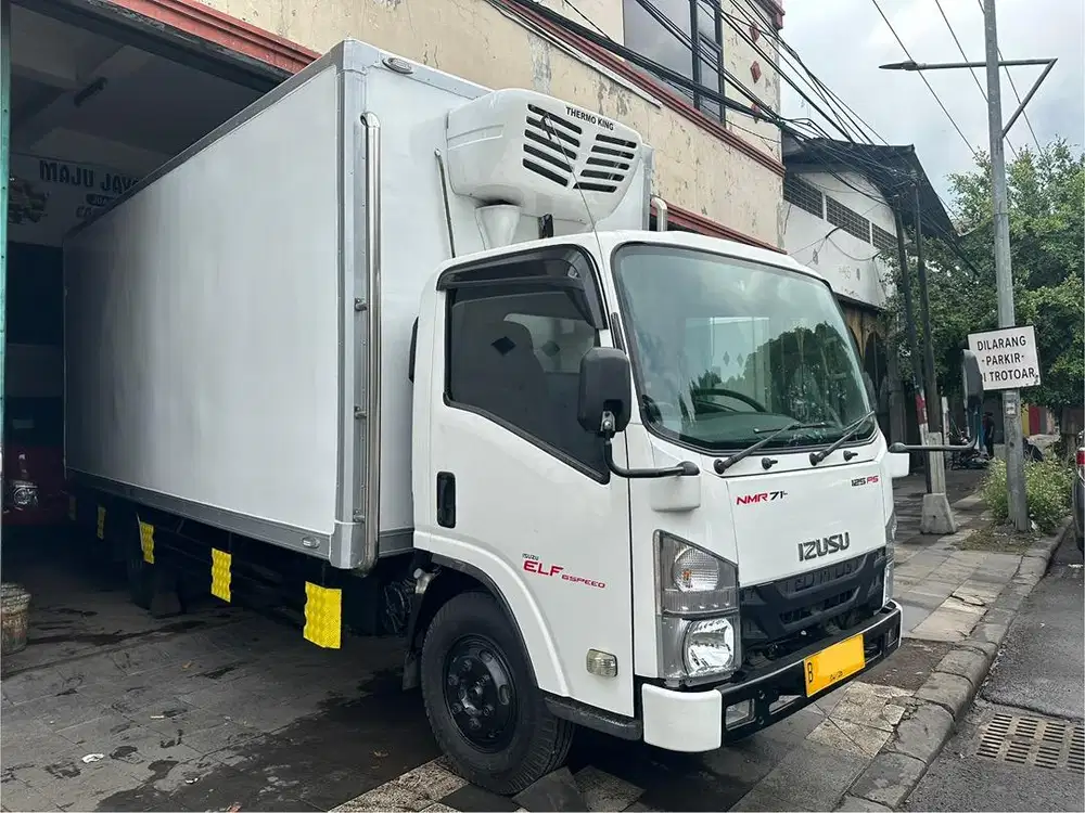 Isuzu NMR71 Long box freezer thermo king beku thn 2021