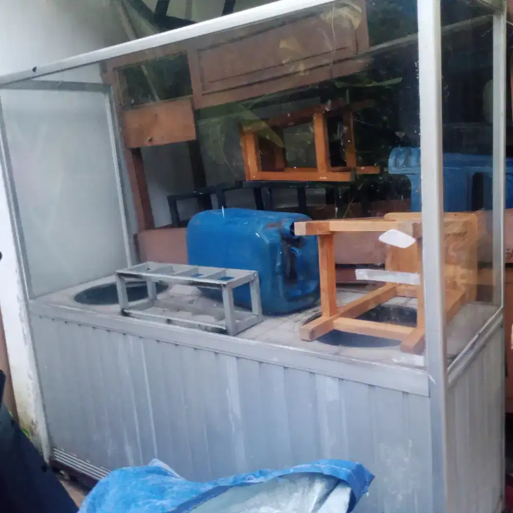 Gerobak mie ayam dan bakso 2 tungku bekas