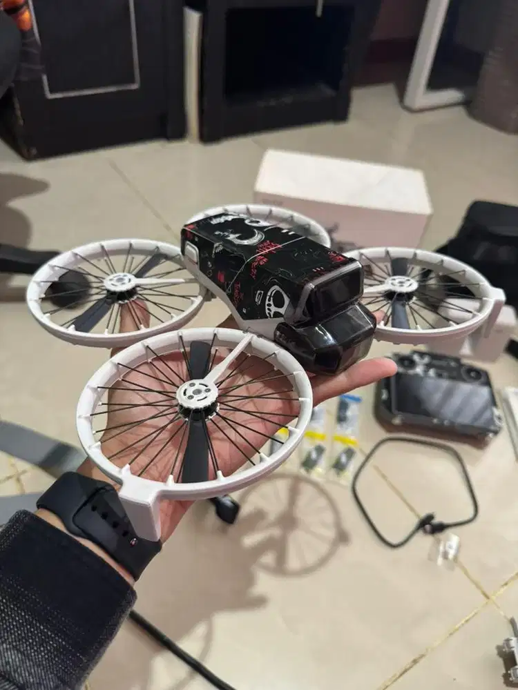 [SALE] DJI Flip drone + batt (No Remote)