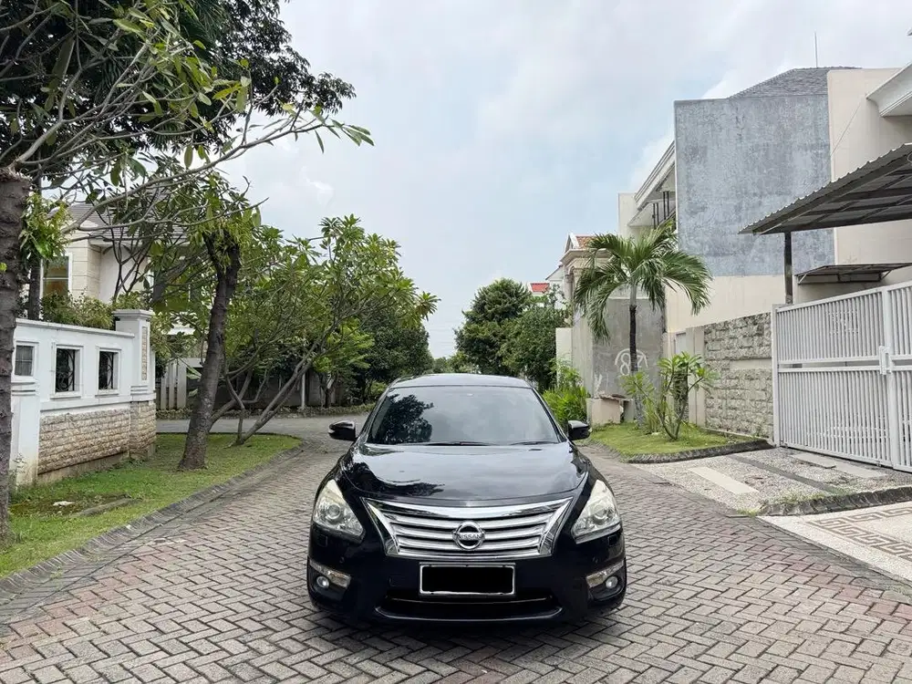 Nissan Teana 2.5 XV Matic 2014 Hitam Plat B