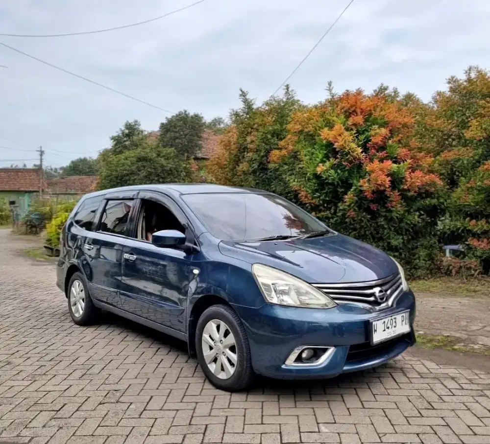 Nissan Grand Livina XV 2013 Matic