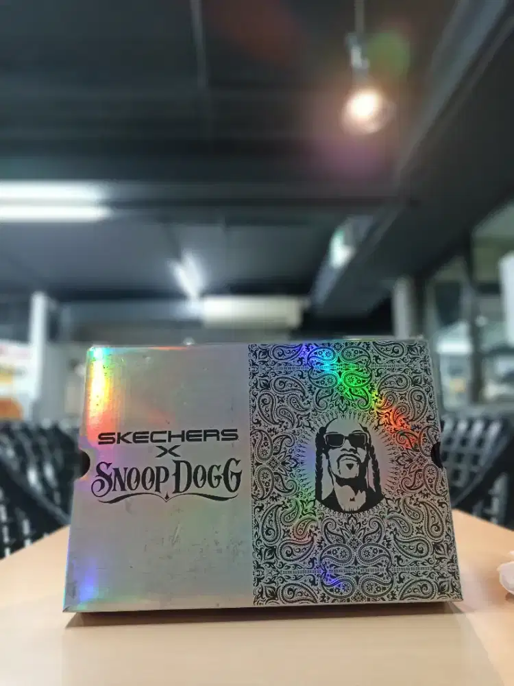 SKECHERS SLIP-INS FRENZY SNOOP DOGG – ORIGINAL