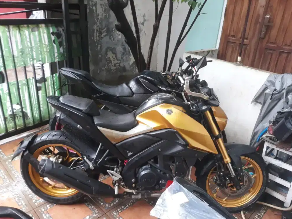 Yamaha Xabre 2016.Stnk hilng.Srt Bpkb ada.pjk of.plat E 2026 bln 10