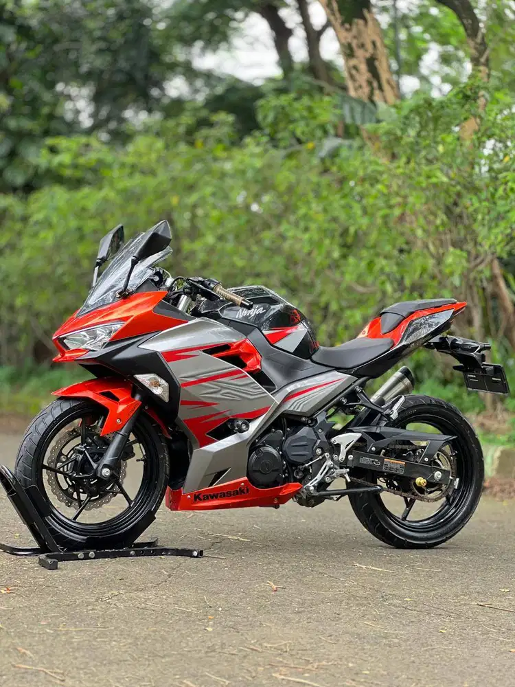 KAWASAKI NEW NINJA 250 FI ABS MDP 2018 ORANGE KM 5K TAX ON SUPER GRESS