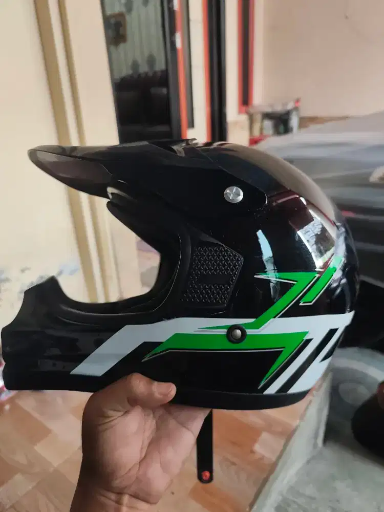 Helm klx kawasaki