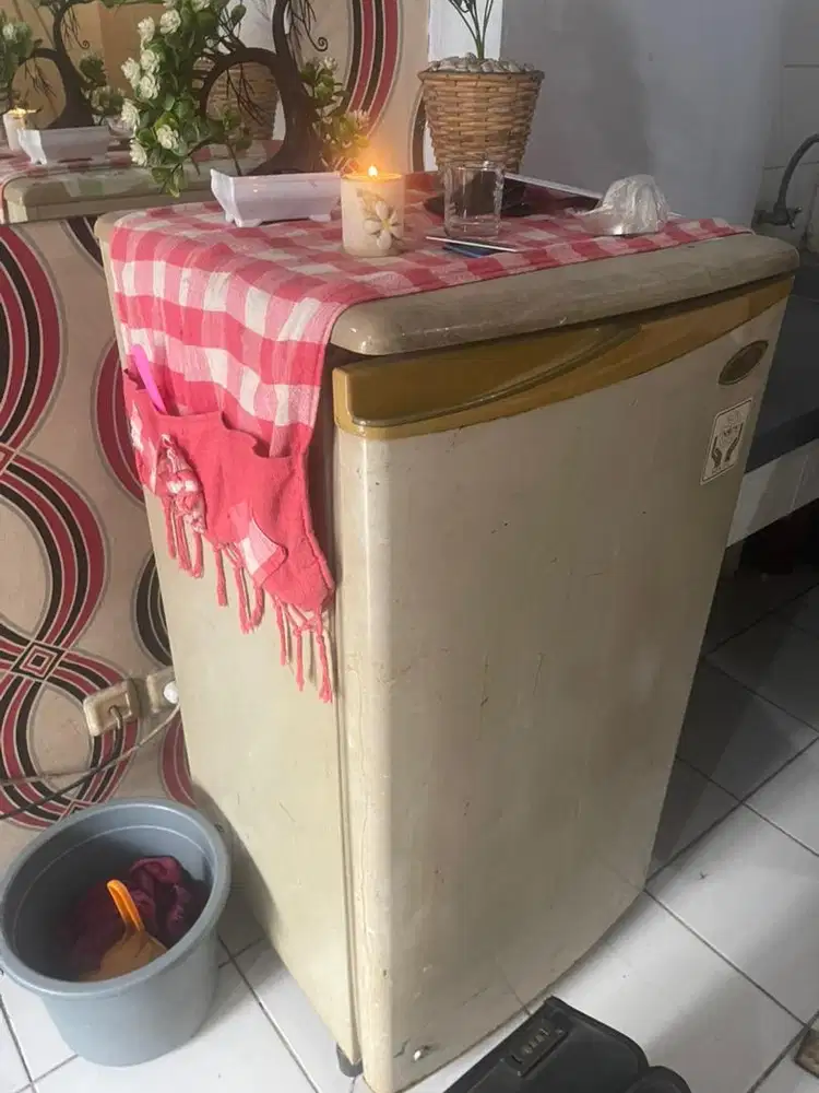 Kulkas lama ga dingin tidak pernah pakai bonus kasur 160x200