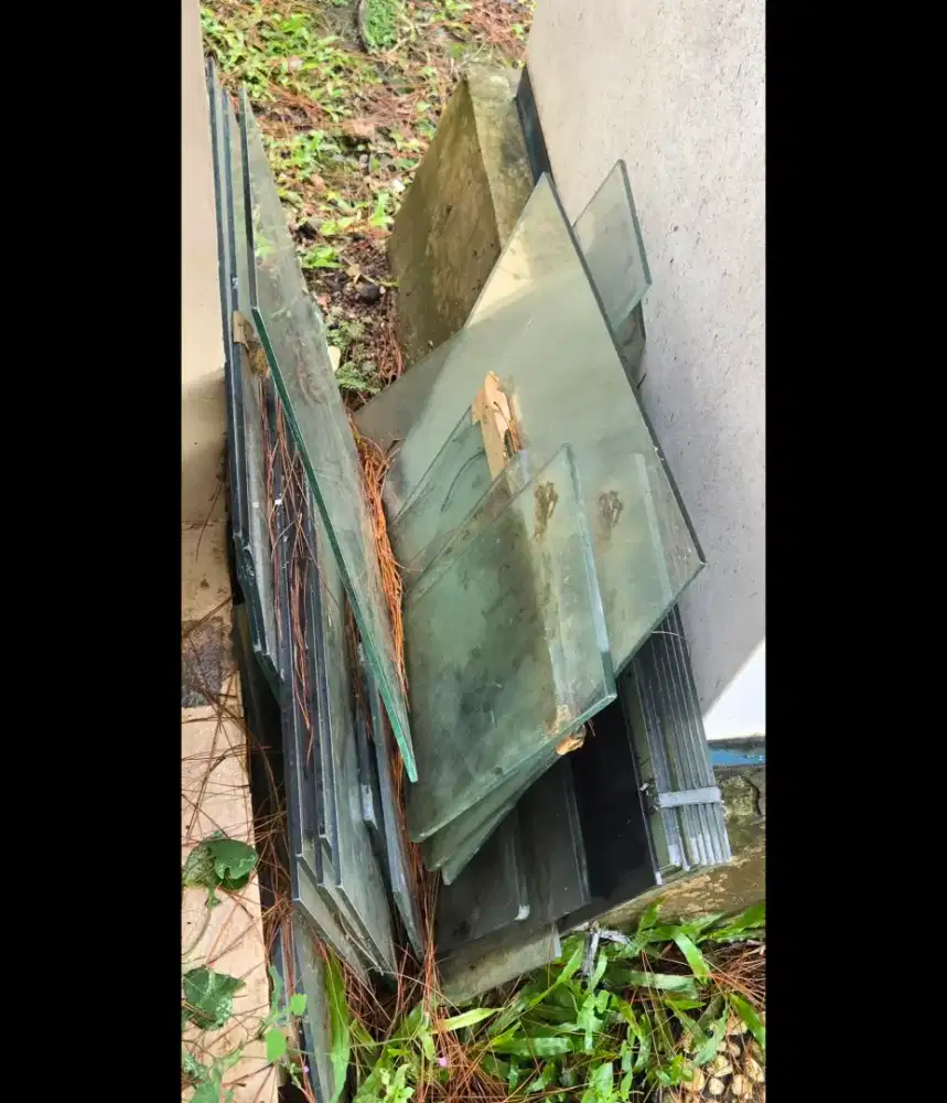 Rakitan aquarium ikan jual aja ga jadi bikin murah borongan deh baru