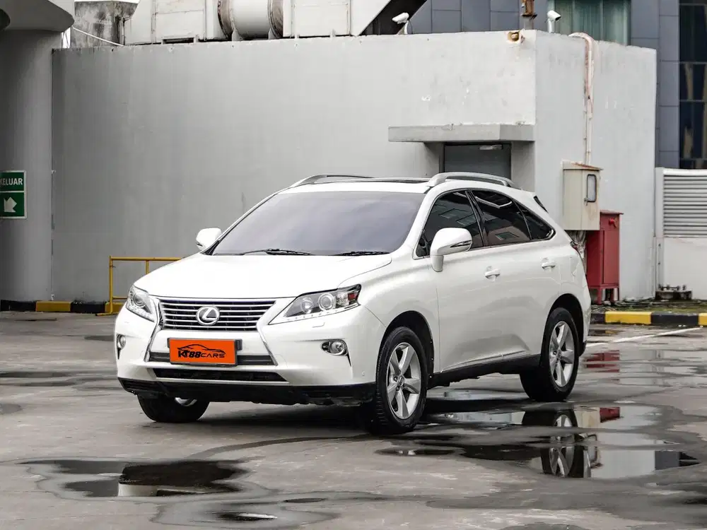 LEXUS RX270 HK SUNROOF CBU MATIC 2013 PUTIH