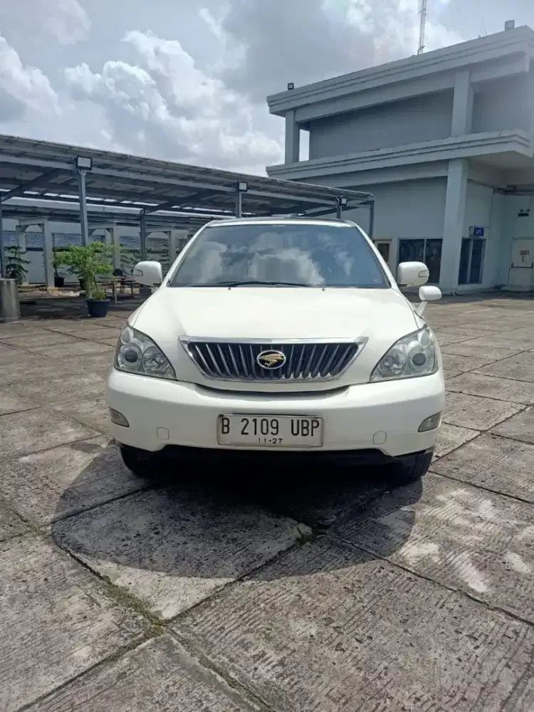 Toyota Harrier G 2.4 Lprem  at 2016