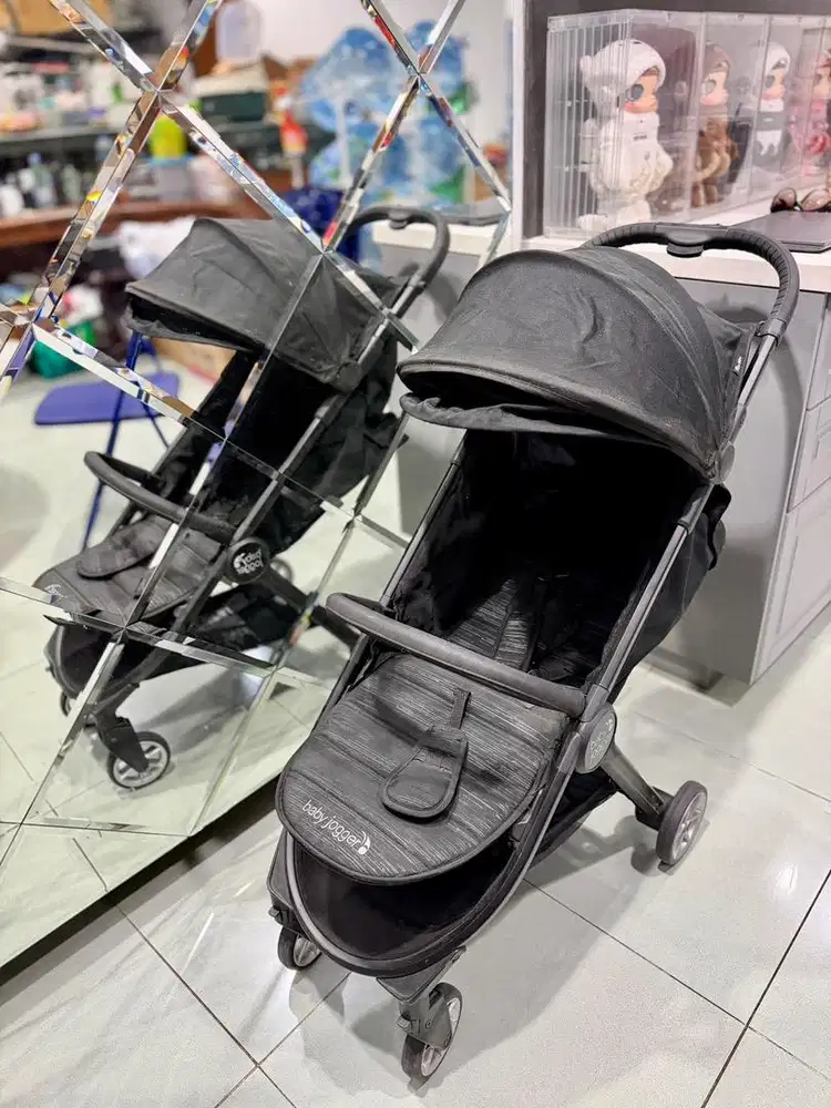 Stroller Bayi Baby Jogger kondisi bagus dan terawat