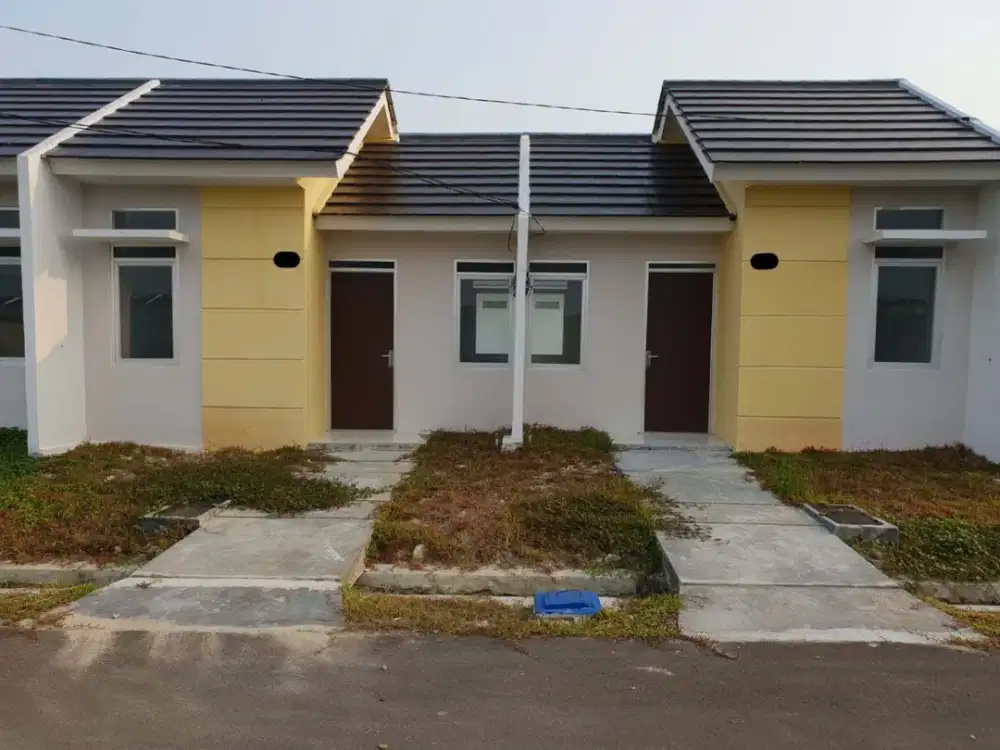 Rumah 2 Gandeng 1 Lantai 1 Kamar Timur Laut di Citra Maja Raya