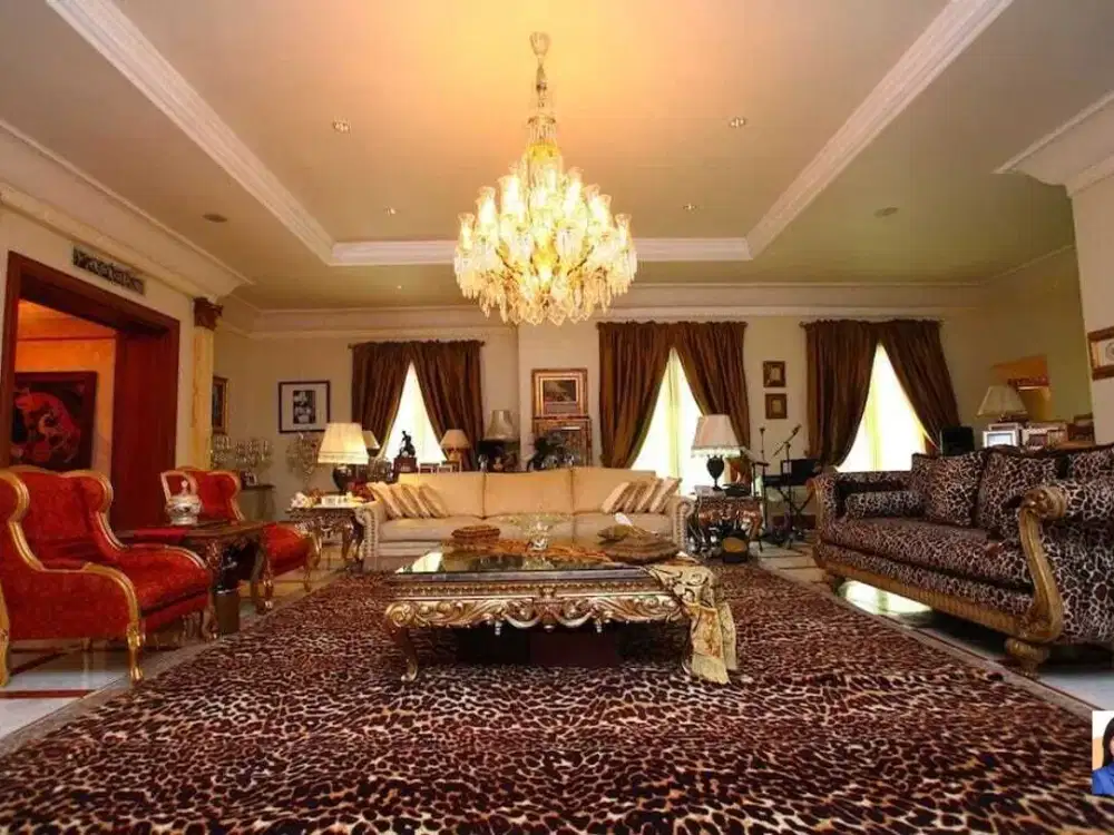 Di Jual Rumah Mewah di Menteng ,Loaksi Sangat Startegis & Bebas Banjir