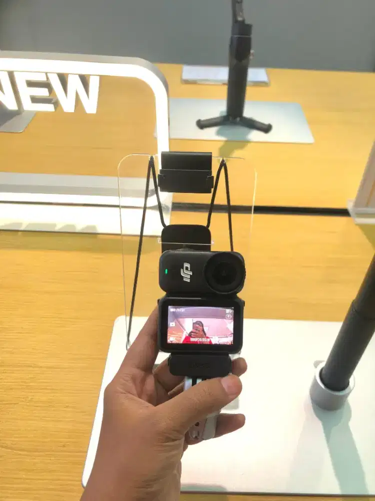 DJI Osmo Nano .