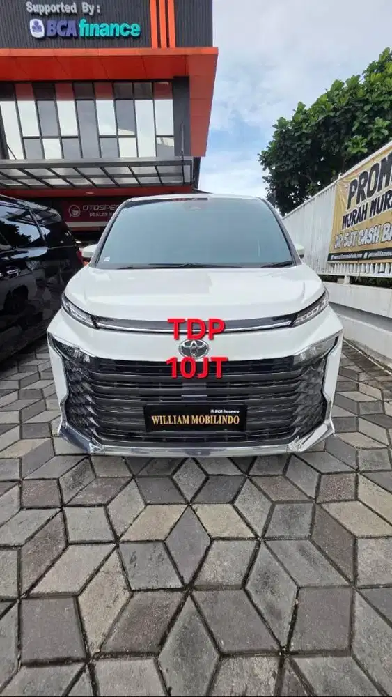 Toyota Voxy 2.0 Matic Tahun 2020 Kondisi Mulus Terawat Istimewa