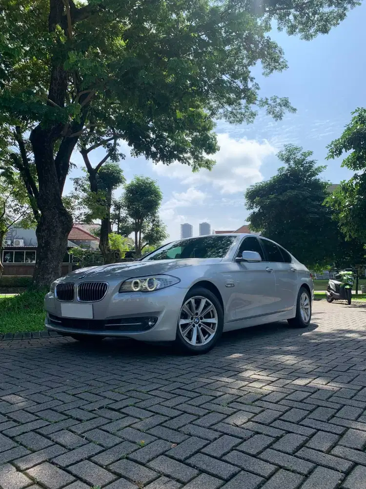 BMW 520d Diesel 2013 – KM 60 Ribu Asli – Pajak Hidup