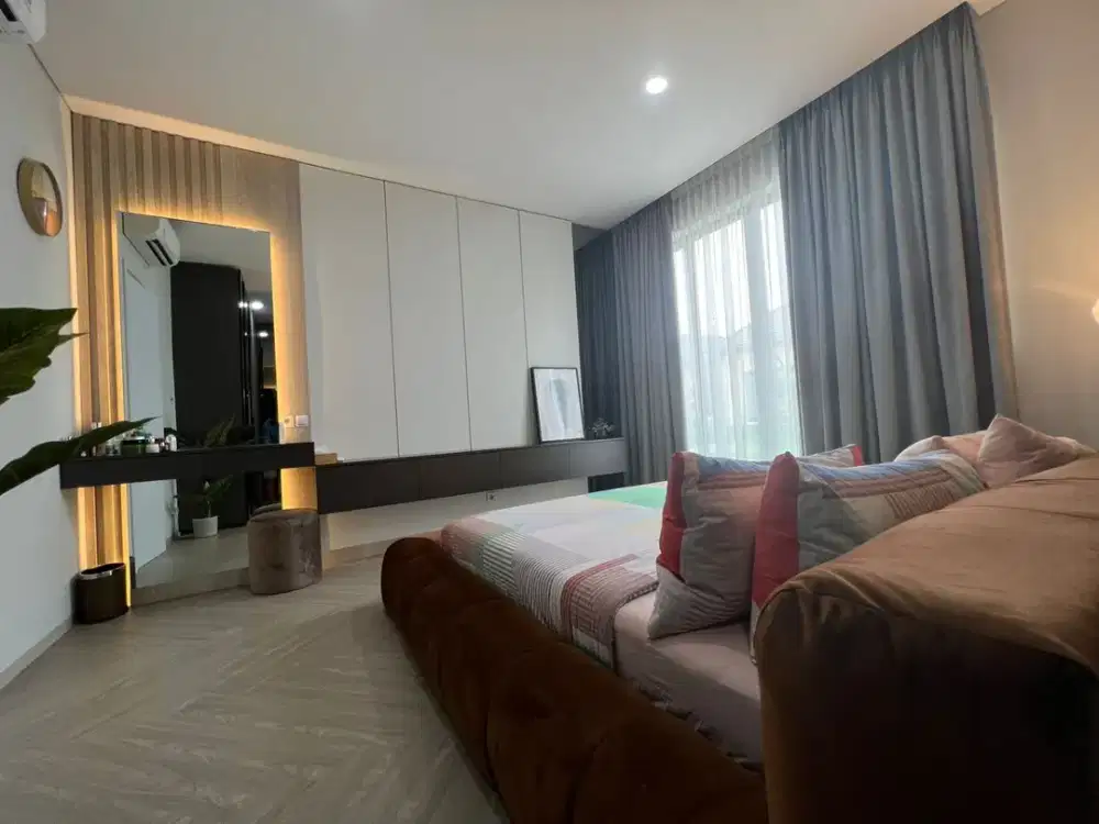 Rumah Fully Furnished Sektor 9 Siap Huni (SP 0185 IA)