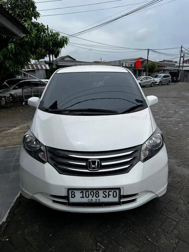 Honda Freed 2009 Bensin