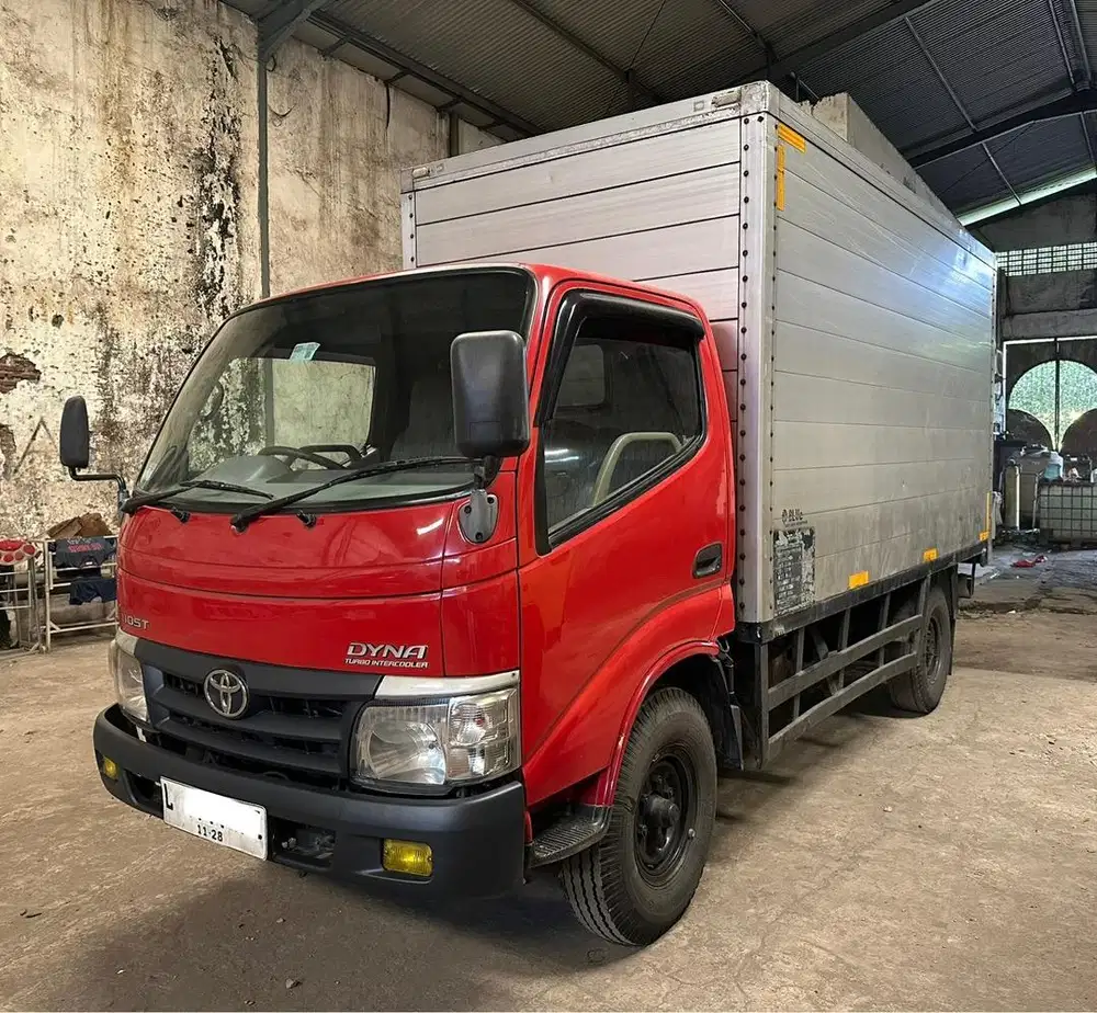 Dyna 110ST long box aluminium 2015