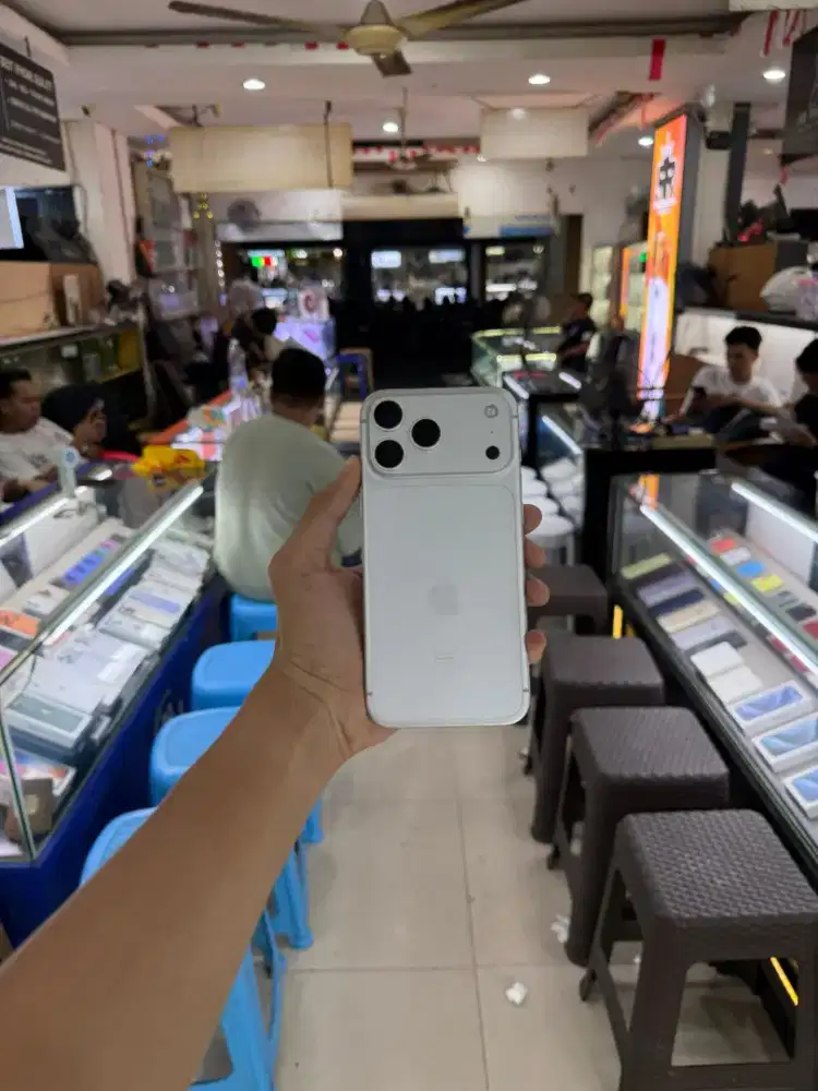 iPhone 17 ProMax 256Gb, ex iBox