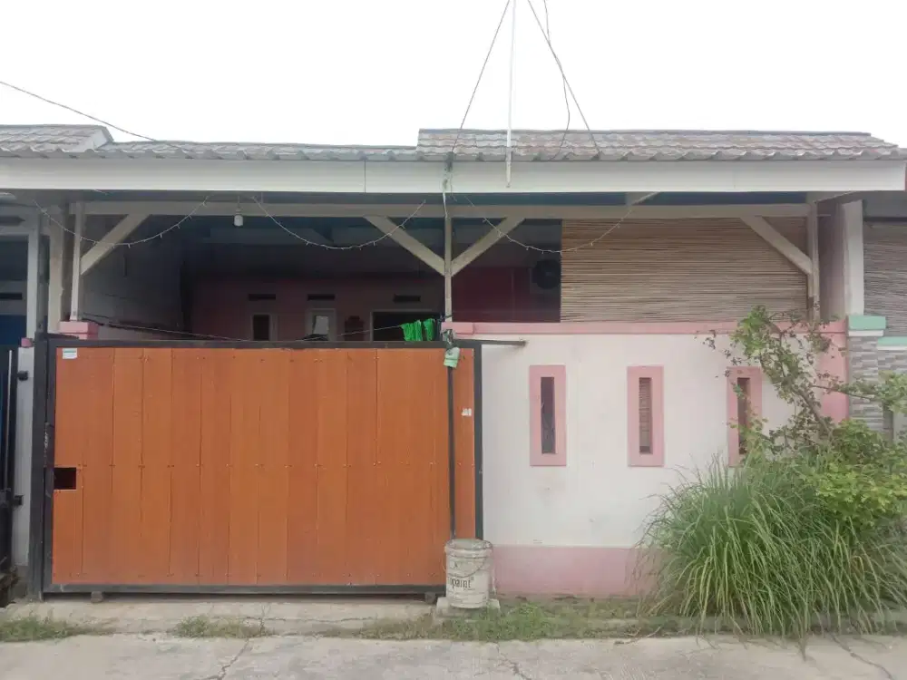 Cluster Mutiara
Blok Intan 34 No. 4 Palumbonsari, Karawang Timur