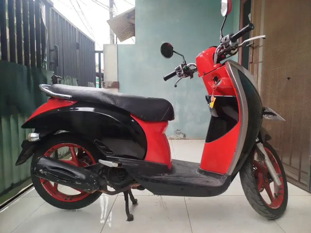 Honda Scoopy 2012 Cipondoh 6.900.000