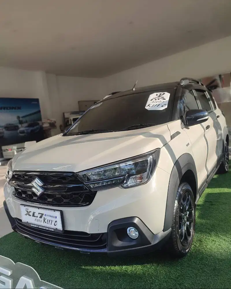 [ Mobil Baru ] Suzuki XL7 Alpha kuro
