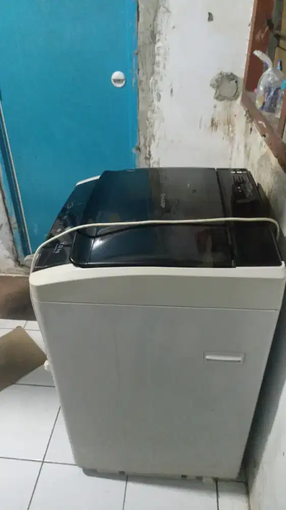 Mesin cuci satu tabung sharp