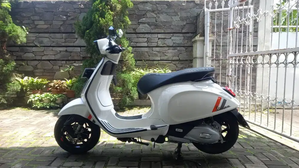 Jual Vespa Sprint Tahun 2024