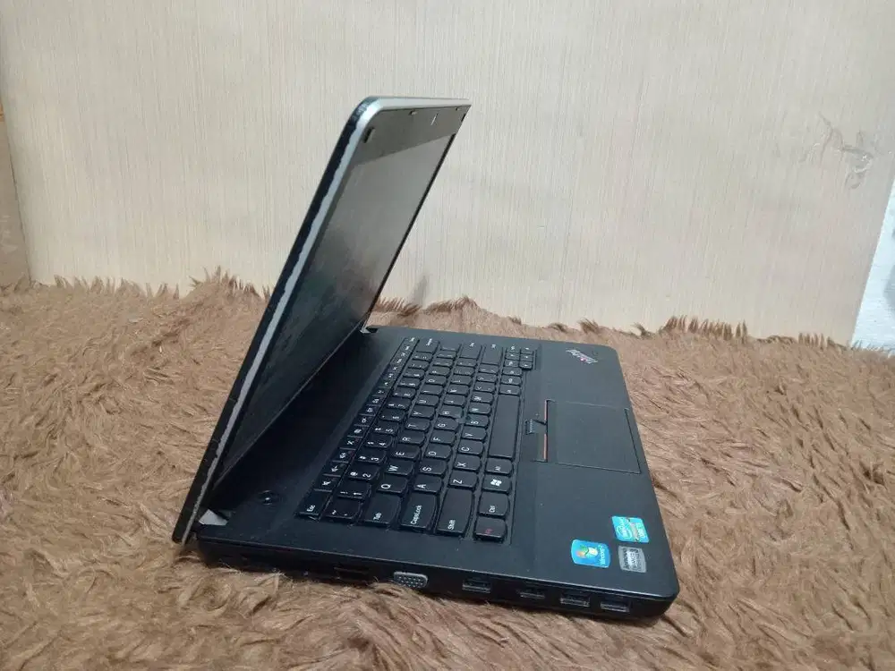 Lenovo Thinkpad E430 Intel Core i5 Ram 8Gb Siap Pake