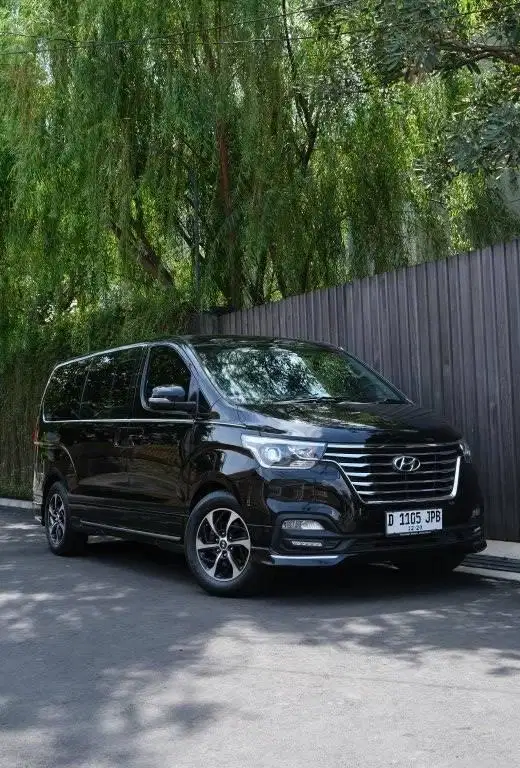 Dp16jt! Diesel Hyundai H1 Royale Solar 2019 Facelift hitam bandung