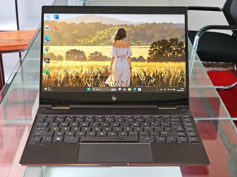 HP SPECTRE X360 13 intel Core i5 SSD Layar Touchscreen Bisa di lipat j