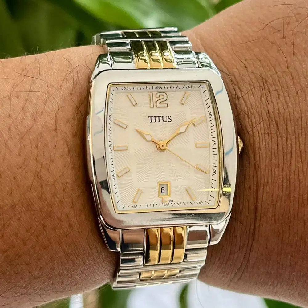 Titus Rectangular Tank Original