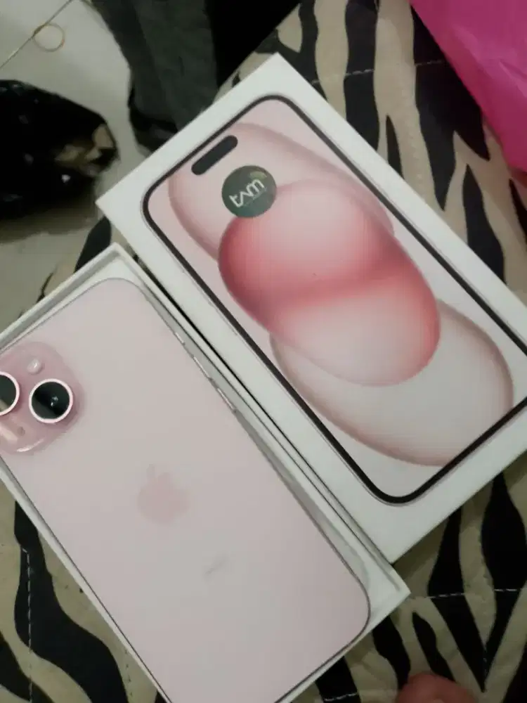iPhone 15 128GB Pink Resmi Ibox