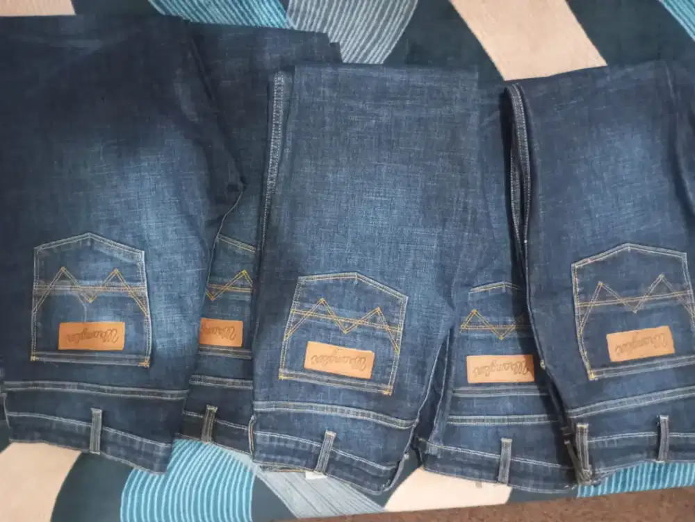 OBRAL...Celana jeans Wrangler original