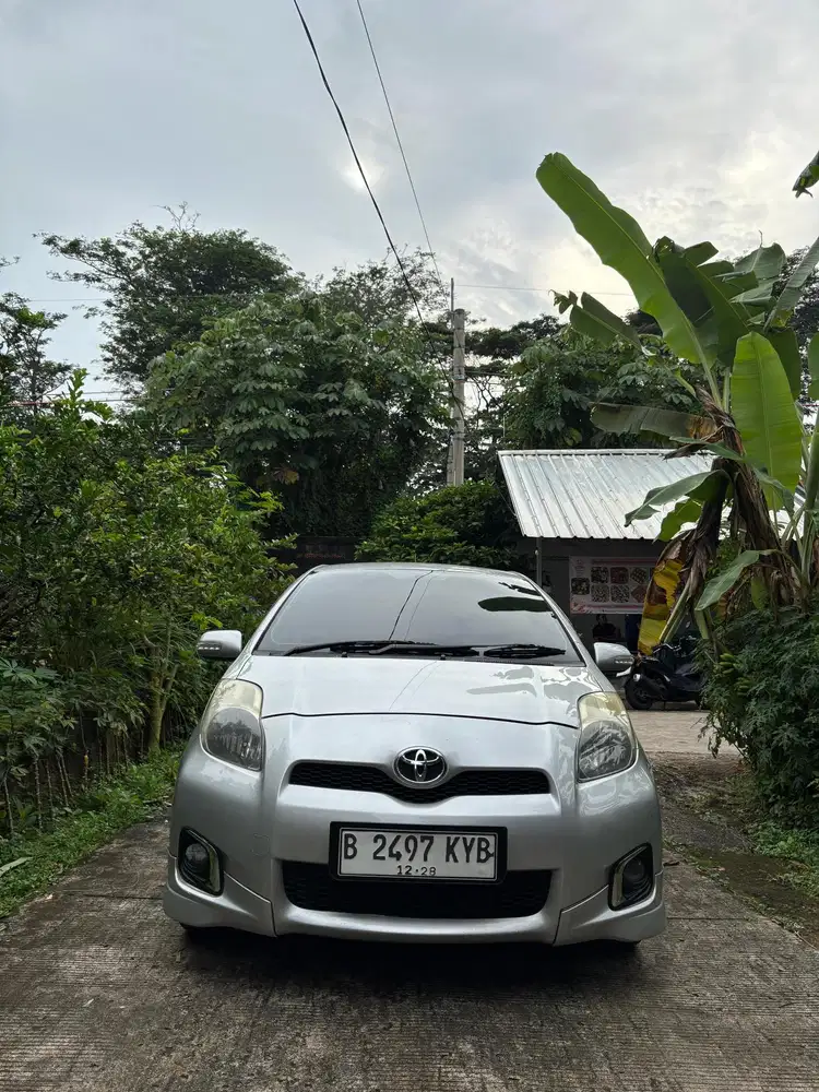 Toyota Yaris 1.5 E 2012 Matic AT Ganjil