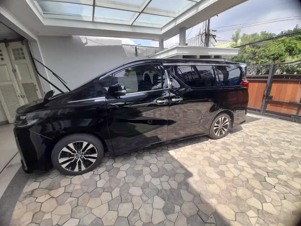 Toyota Alphard 2021 Bensin