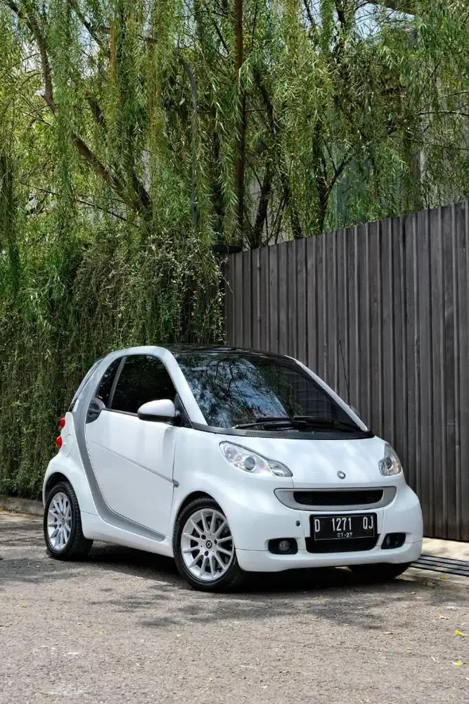 Dp25jt! LowKm! Smart Fortwo 2013 nik 2011 putih coupe panoramic