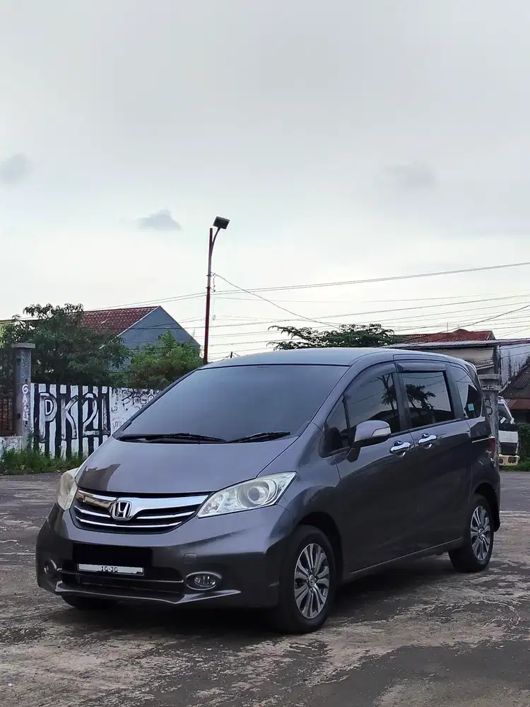 Honda Freed SD AUTOMATIC 2015
