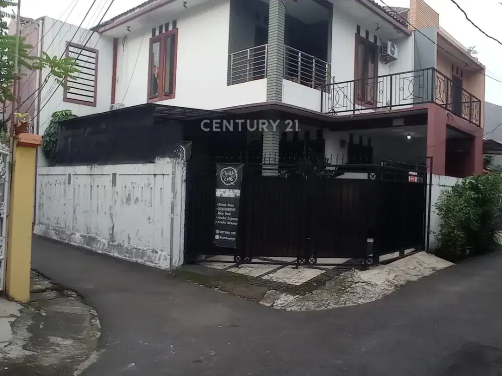 Dijual Rumah Lokasi Hook Di Tebet Jakarta Selatan