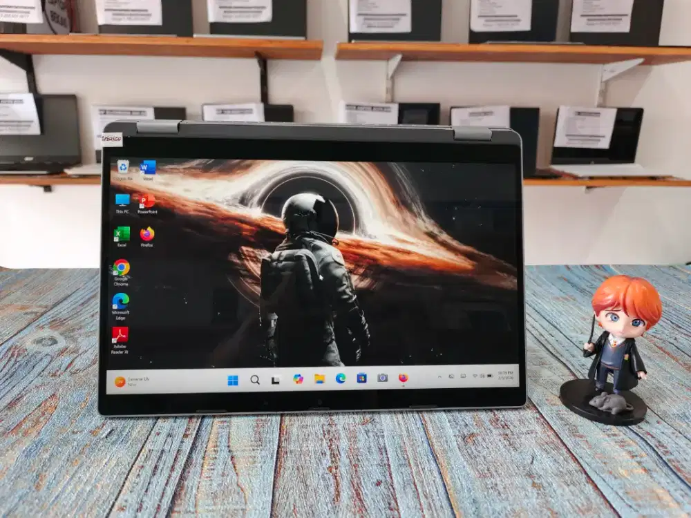 Laptop Bekas DELL LATITUDE 5320/Core i5-1135G7/RAM 8 GB/Touchsreen