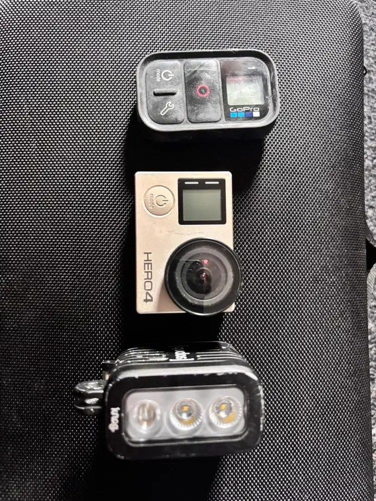 Dijual GoPro 4 Silver + Remote