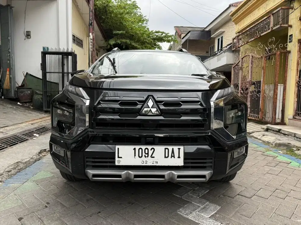 MITSUBISHI XPANDER CROSS 1.5 PREMIUM PACKAGE 2022 PMK 2023