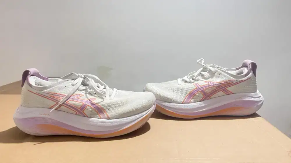 DIJUAL MURAH SEPATU LARI WANITA ASICS GEL NIMBUS 27