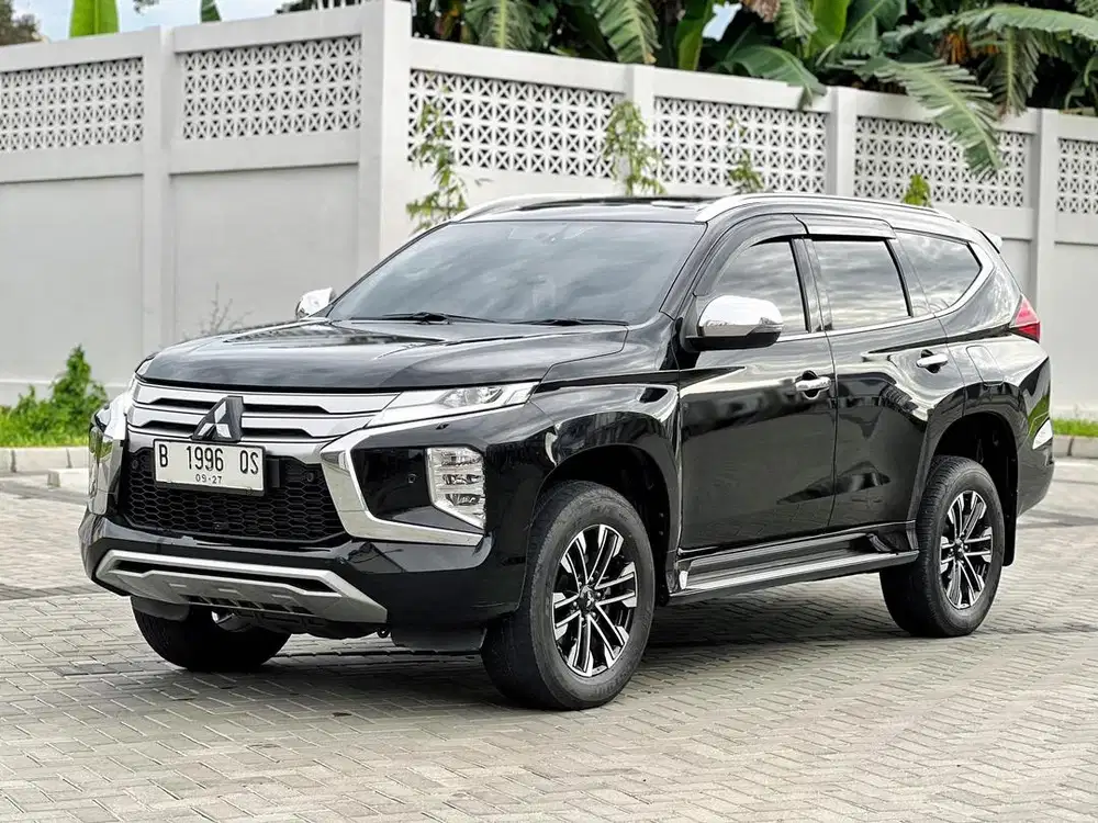 4 x 4 PAJERO DAKAR ULTIMATE 2022, MATIC, HITAM, KM 30rban